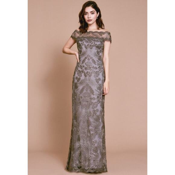 Tadashi Shoji Illusion Neck Lace Gown Embroidered Dark Pearl Size 2 NWT